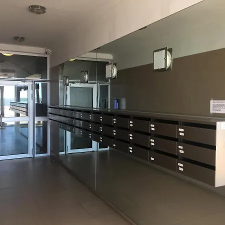 Penthouse Seafront *