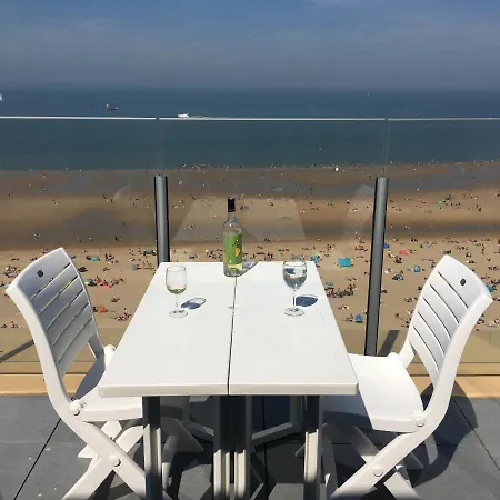 Apartament Penthouse Seafront Ostenda